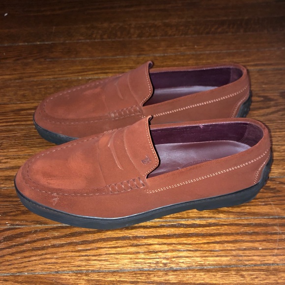 Tod's Other - 11D Tod’s Suede Moc Loafer
